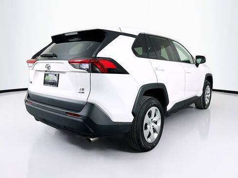 Used 2024 Toyota RAV4 LE image 9