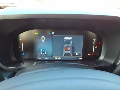 New 2025 Ford Maverick XLT w/ XLT Luxury Package FWD image 24