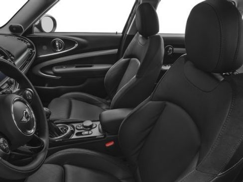 Used 2017 MINI Cooper Clubman S image 9