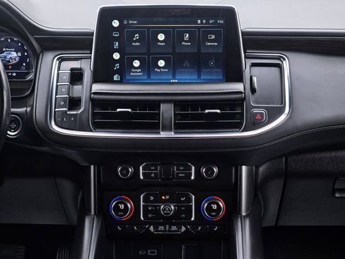 Used 2022 Chevrolet Tahoe Z71 w/ Luxury Package AWD/4WD image 31