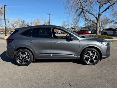 Used 2023 Ford Escape ST-Line Select w/ Tech Pack #2 image 3