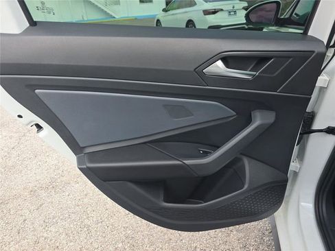 New 2026 Volkswagen Jetta GLI Autobahn FWD image 10