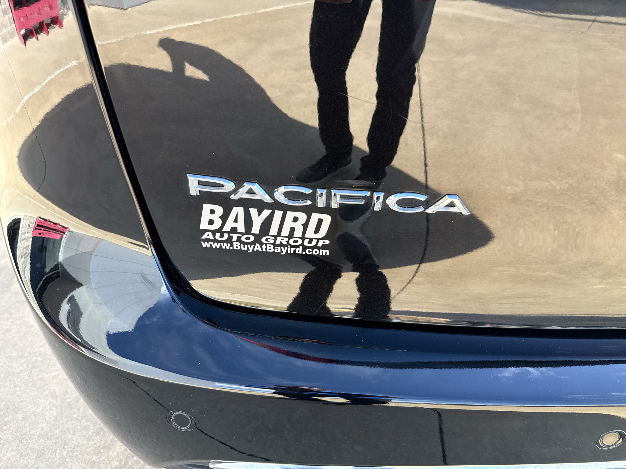 Used 2025 Chrysler Pacifica Select FWD image 10