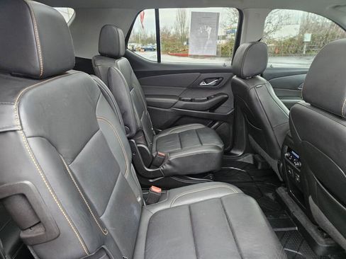Used 2020 Chevrolet Traverse Premier image 16