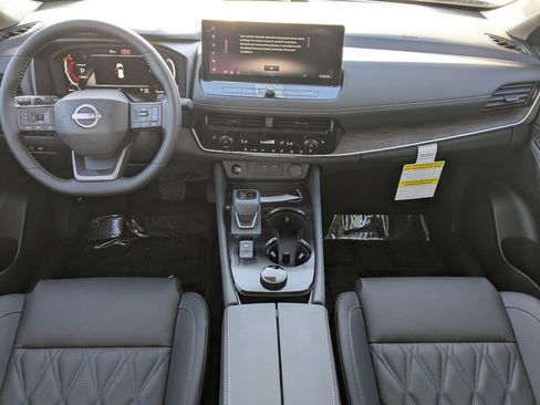 New 2026 Nissan Rogue Platinum AWD/4WD image 15