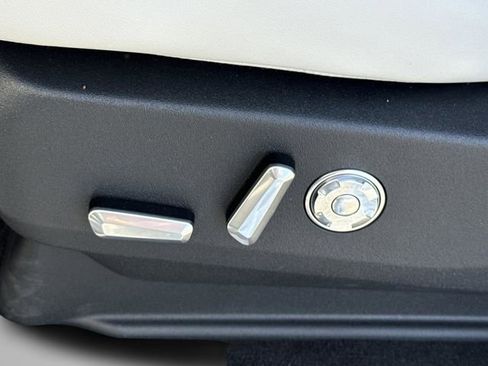 New 2026 Lincoln Navigator L Reserve AWD/4WD image 34