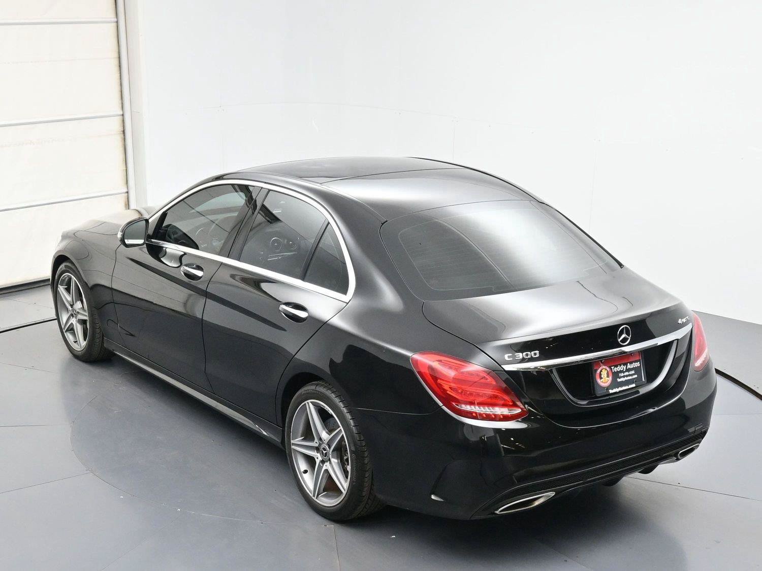 Used 2018 Mercedes-Benz C 300 4MATIC Sedan image 33