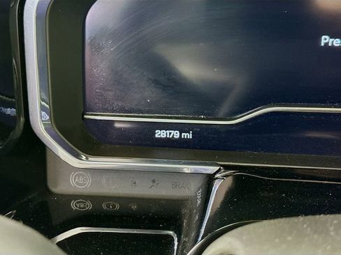 Used 2025 Chevrolet Silverado 1500 LT image 13