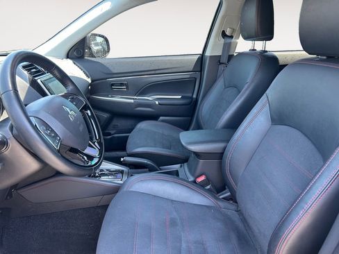 Used 2022 Mitsubishi Outlander Sport SE AWD/4WD image 9