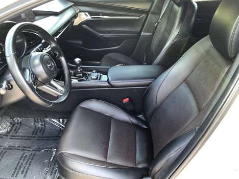 Used 2025 MAZDA MAZDA3 2.5 S Hatchback w/ Premium Pkg FWD image 28