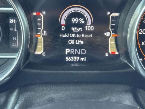 Used 2023 Jeep Gladiator Overland image 17