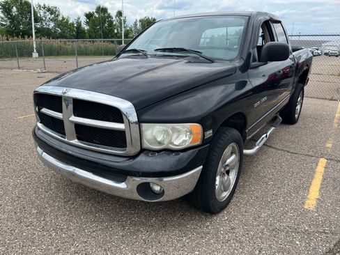 Used 2003 Dodge Ram 1500 Truck 4x4 Quad Cab image 2