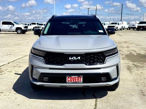 Used 2023 Kia Sorento SX image 3
