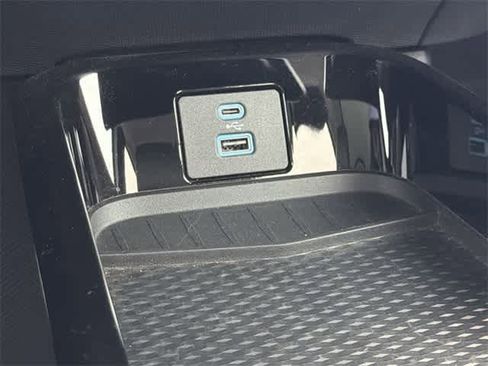 Used 2024 Ford Mustang Mach-E Premium image 25