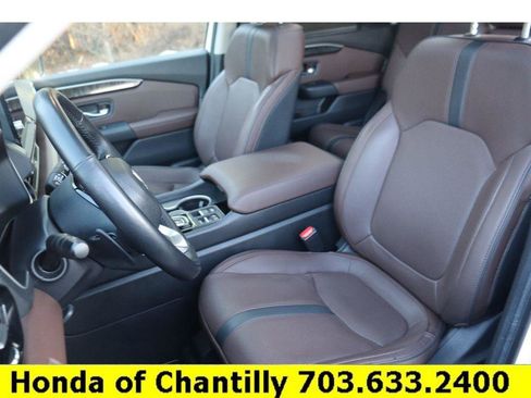 Used 2024 Honda Pilot Elite image 26