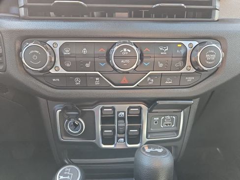 Used 2026 Jeep Wrangler Unlimited Sport AWD/4WD image 26