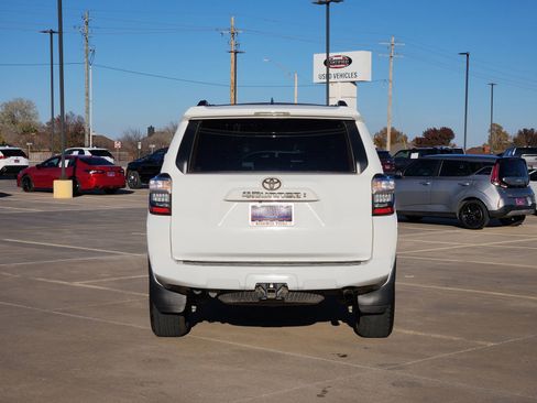 Used 2023 Toyota 4Runner SR5 image 8