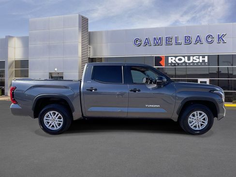 Used 2023 Toyota Tundra SR5 w/ SR5 Convenience Package AWD/4WD image 7