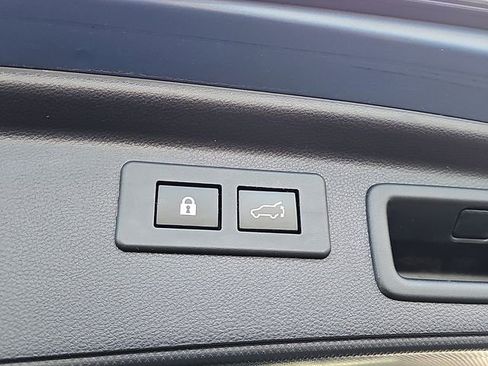 Used 2021 Subaru Forester Premium image 30