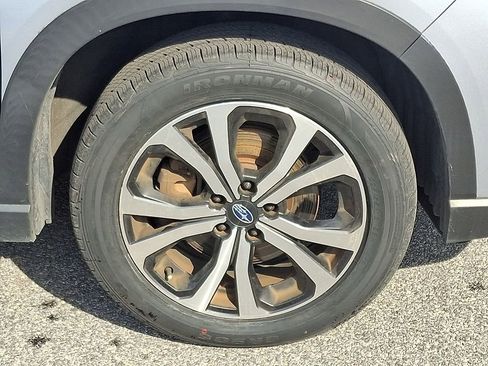 Used 2020 Subaru Forester Limited w/ Popular Package #3 image 8