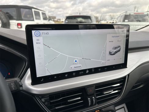 Used 2024 Ford Escape Platinum w/ Class II Trailer Tow Package image 18