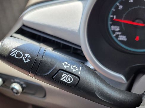 Used 2022 Chevrolet Malibu LT image 15