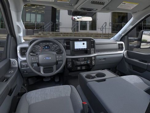 New 2026 Ford F450 XLT w/ 360-Degree Camera Package image 9