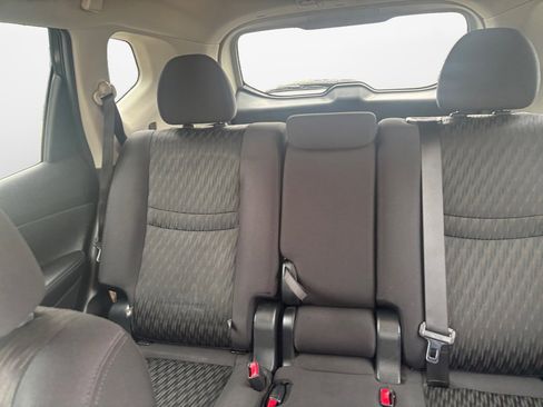 Used 2020 Nissan Rogue S w/ Special Edition Package image 15