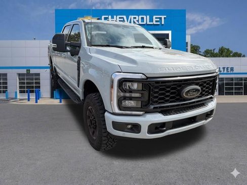 Used 2025 Ford F250 Lariat w/ Lariat Ultimate Package image 30