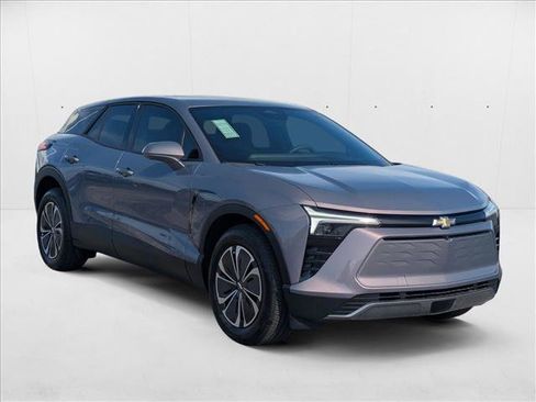 New 2025 Chevrolet Blazer EV LT image 6