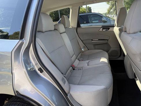 Used 2011 Subaru Forester 2.5X Premium AWD/4WD image 16
