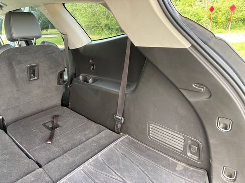 Used 2019 Buick Enclave Essence AWD/4WD image 48