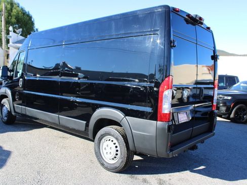 Used 2025 RAM ProMaster 2500 w/ Cold Weather Group image 6
