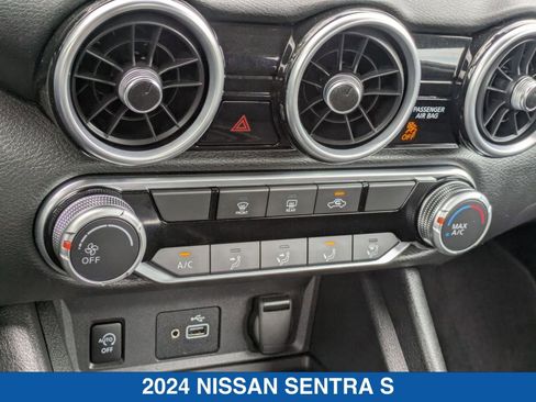 Used 2024 Nissan Sentra S image 24