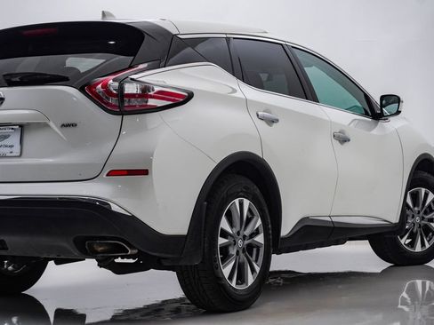 Used 2018 Nissan Murano S AWD/4WD image 10