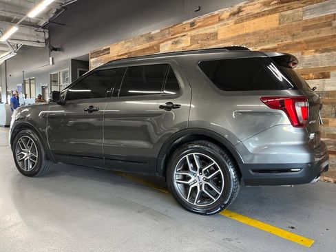 Used 2018 Ford Explorer Sport w/ Equipment Group 401A AWD/4WD image 18