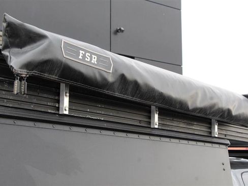 Used 2018 Toyota Tacoma TRD Sport w/ Technology Package image 33