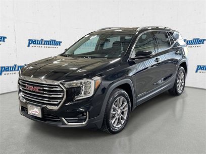 Used 2024 GMC Terrain SLT