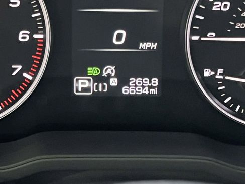 Certified 2025 Subaru Crosstrek 2.0i Premium image 19