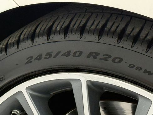 Used 2016 Mercedes-Benz S 550 4MATIC image 34