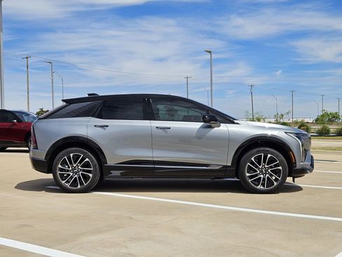 New 2026 Cadillac Optiq Sport 1 image 7