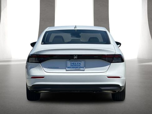 Used 2026 Honda Accord LX image 5