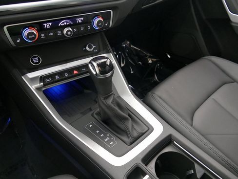 Certified 2025 Audi Q3 2.0T Premium Plus w/ Premium Plus Package image 23