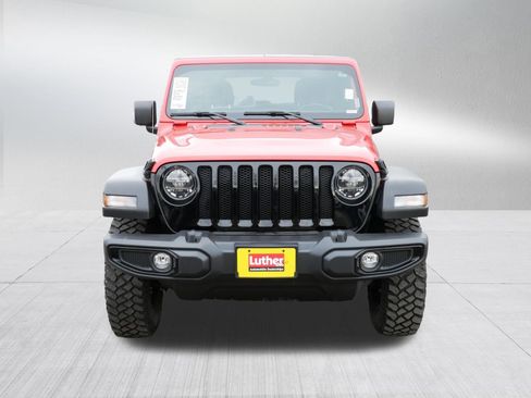 Used 2022 Jeep Wrangler Willys image 2