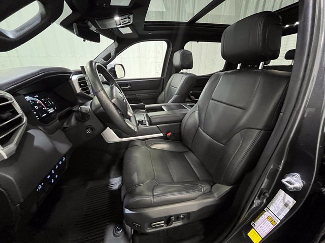 Used 2024 Toyota Tundra Platinum AWD/4WD image 12