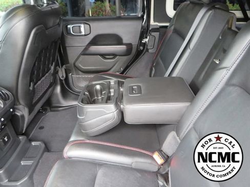 Used 2021 Jeep Wrangler Unlimited Rubicon AWD/4WD image 44