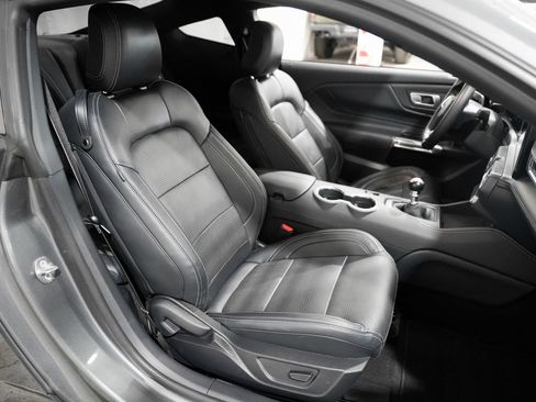 Used 2025 Ford Mustang GT Premium RWD image 23