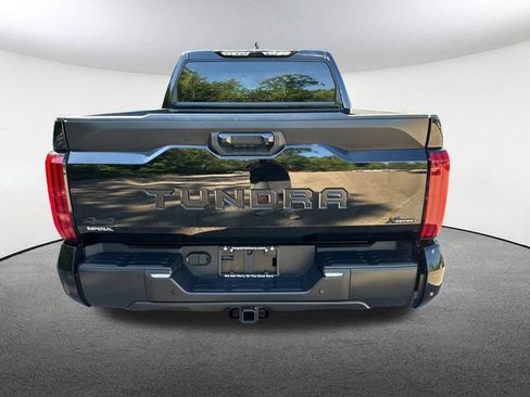 Used 2023 Toyota Tundra SR5 w/ SR5 Convenience Package AWD/4WD image 13