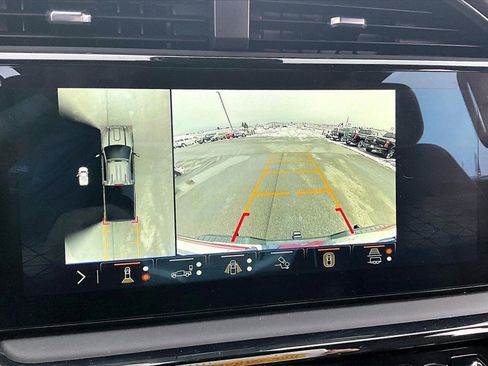 Used 2025 GMC Sierra 2500 AT4X w/ AT4X AEV Edition image 22