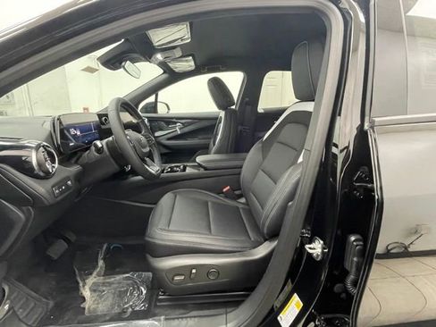 New 2026 Chevrolet Blazer EV LT image 8